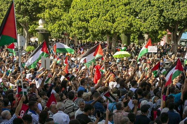 تظاهرات گسترده مقابل سفارت آمریکا در تونس