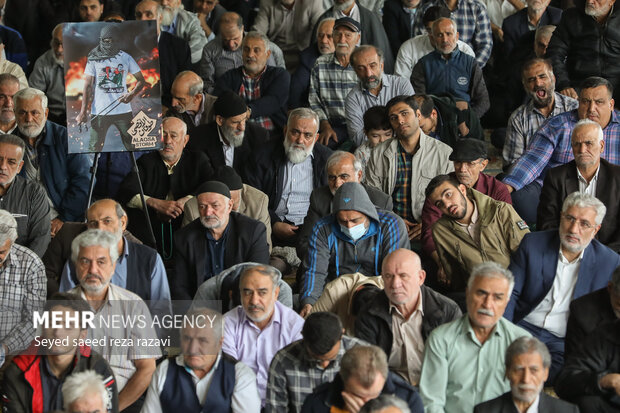  سردار محمد رضا نقدی در نماز جمعه تهران بیست و یکم مهر ماه ۱۴۰۲حضور دارد