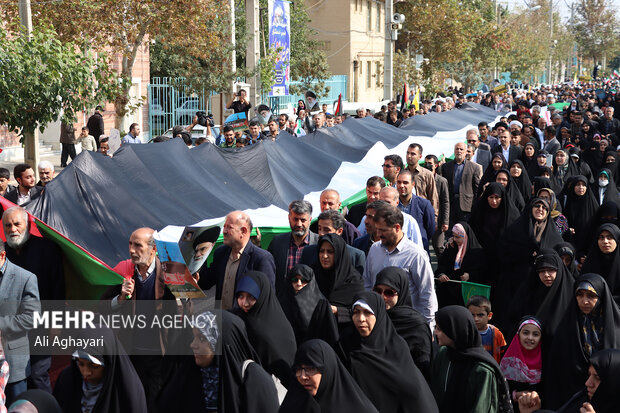 راهپیمایی محکومیت جنایات رژیم کودک کش اسرائیل در ارومیه