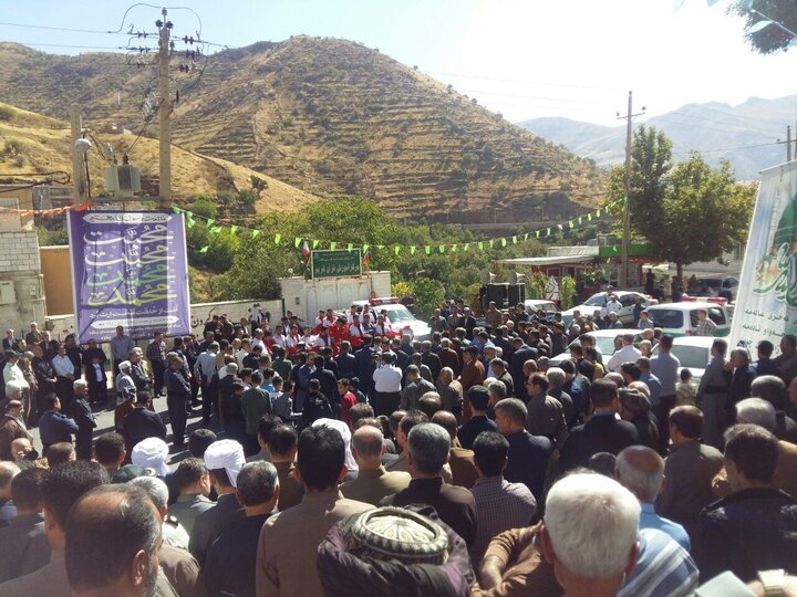 نمازگزاران پاوه در حمایت از فلسطین شعار «مرگ بر اسرائیل» سر دادند