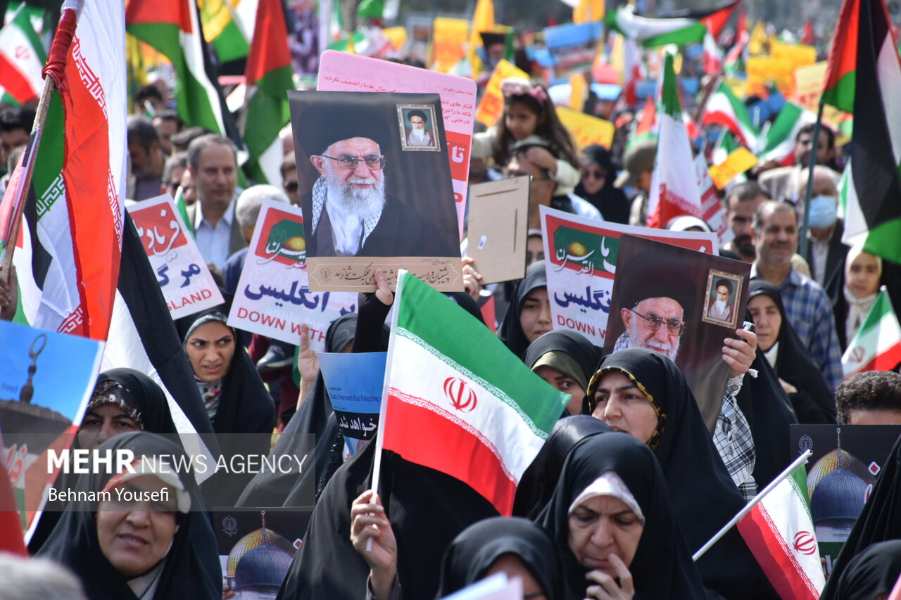 خروش ضد صهیونیستی تهرانی ها و شکرانه پیروزی مقاومت