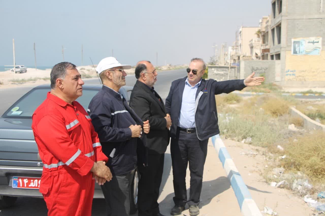 نیروهای بومی در اجرای پروژههای نفت شهرستان گناوه استفاده شوند