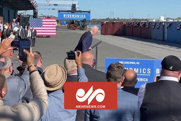VIDEO: Biden stumbles again while climbing up stairs