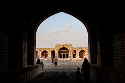 «دیر گچین» قم مادر کاروانسراهای ایران