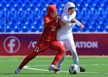 IRAN U14 woman football player