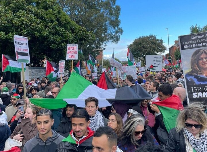 مظاهرة حاشدة في العاصمة الايرلندية تنديدا بالعدوان على غزة 