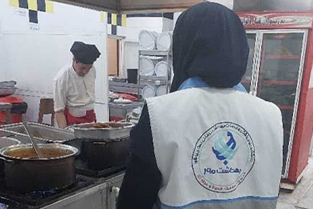 ۸۰۰۰ بازرسی از مراکز تهیه و توزیع مواد غذایی بوشهر انجام شد