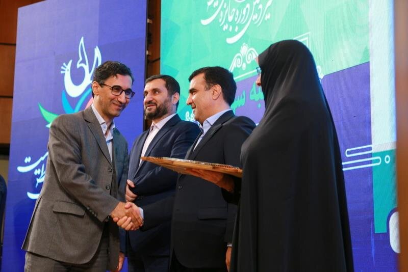 عضو هیات علمی دانشگاه صنعتی اصفهان برگزیده جایزه ملی محیط‌زیست شد