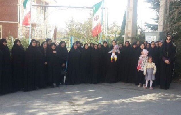 نشست «حلقه صالحین» ویژه بانوان در کرمان برگزار شد