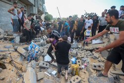 دشمن جنایت غزه را وارونه نشان می‌دهد