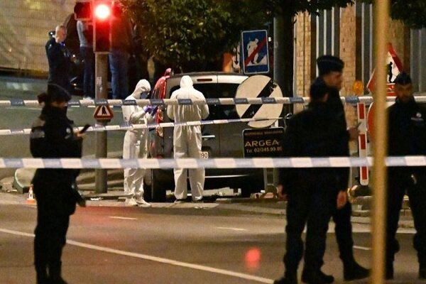Gunman kills two Swedes in Brussels, prompting terror alert