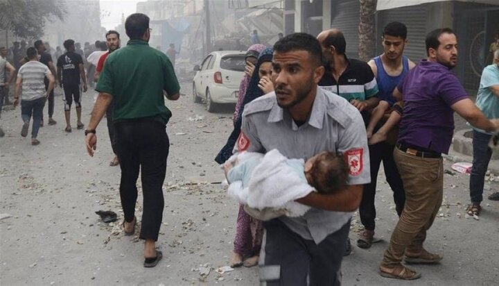 غاصب اسرائیل کے غزہ پر فضائی حملے جاری، اسماعیل ہنیہ کے خاندان کے 14 افراد شہید