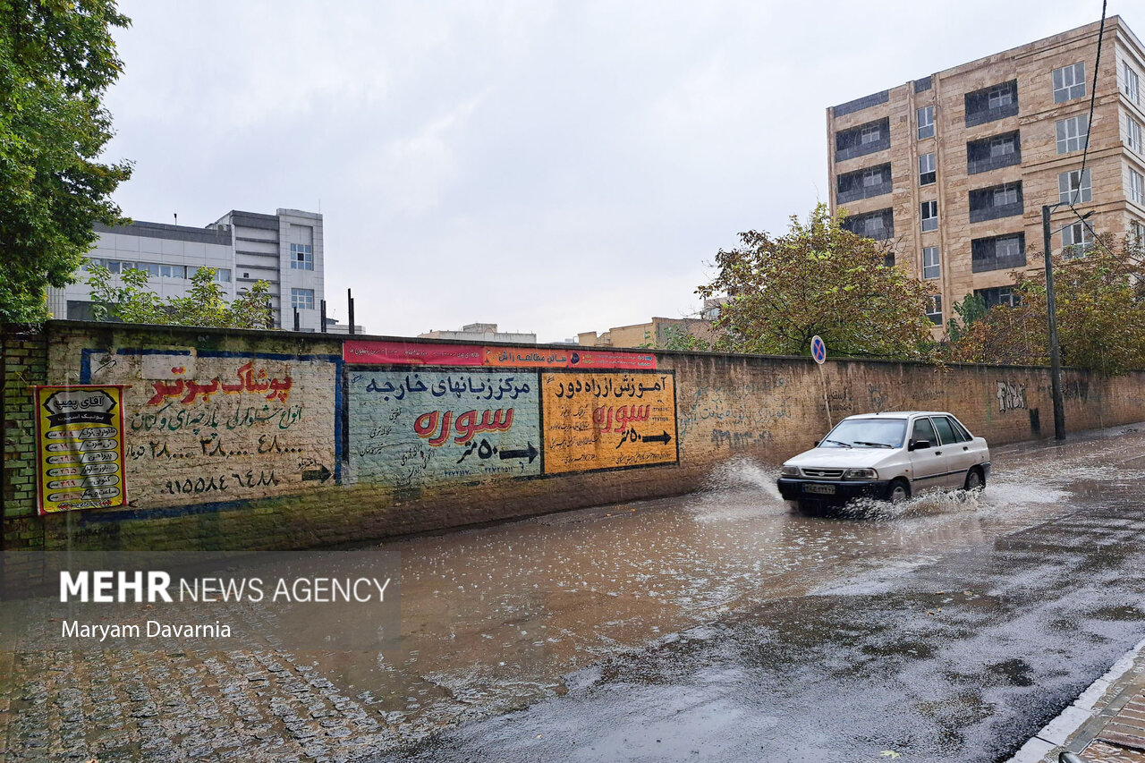 بارش‌ها در اصفهان خسارتی نداشت / آبگرفتگی ۳ محور در شرق استان