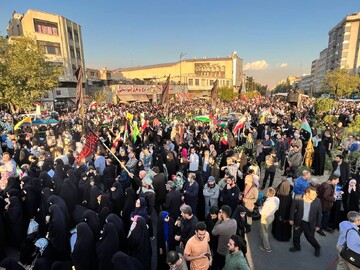 اجتماع مردم تهران در انزجار از جنایات رژیم غاصب/ اعلام آمادگی برای حضور در «جهاد مقدس»