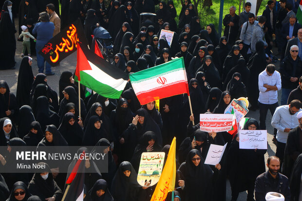 تجمع مردم تبریز در اعتراض به جنایات رژیم صهیونیستی