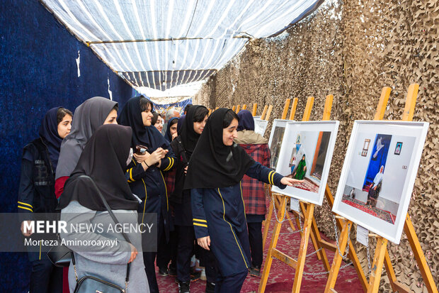 نمایشگاه کنگره ملی بزرگداشت ۲۵۳۲ شهید نیشابور بزرگ نمایشگاه کنگره ملی بزرگداشت ۲۵۳۲ شهید نیشابور بزرگ