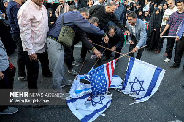 فلسطینیوں سے اظہار یکجہتی اور اسرائیل کے خلاف تہران میں عظیم الشان اجتماع
