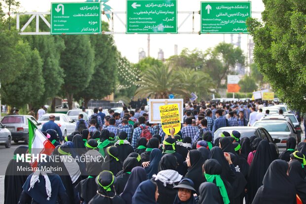 تجمع مردم آبادان در محکومیت جنایت صهیونیست‌ها