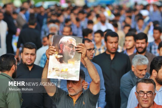 تجمع مردم آبادان در محکومیت جنایت صهیونیست‌ها