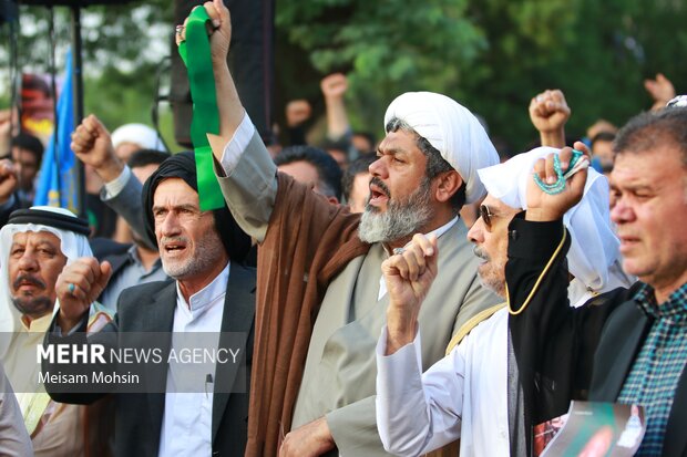 تجمع مردم آبادان در محکومیت جنایت صهیونیست‌ها