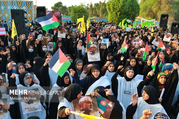 تجمع مردم آبادان در محکومیت جنایت صهیونیست‌ها