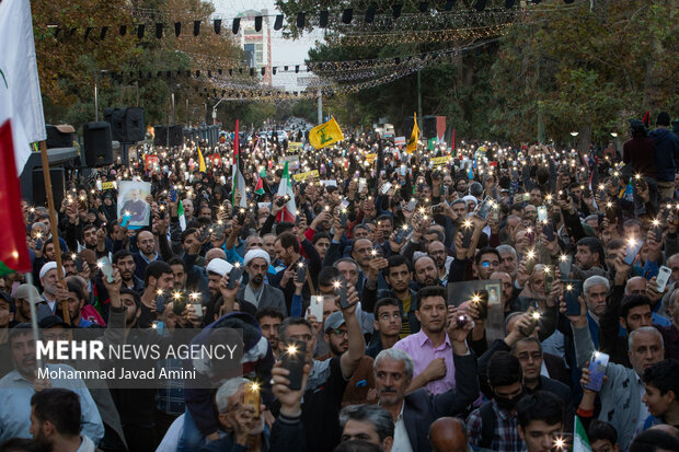 راهپیمایی مردم قزوین در حمایت از ملت مظلوم فلسطین