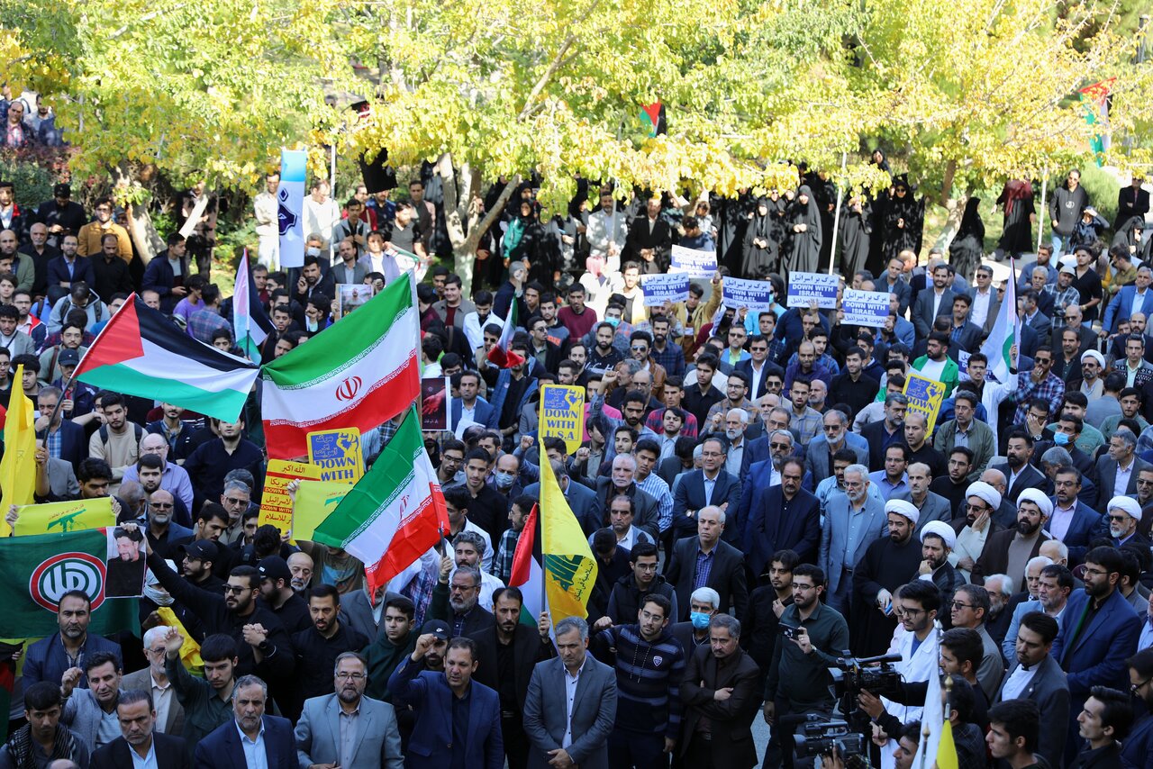اجتماع بزرگ دانشجویان شهر مشهد