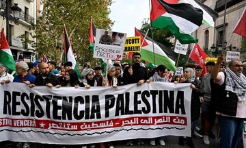 آلاف الإسبانيين يتظاهرون في مدريد تضامنا مع فلسطين