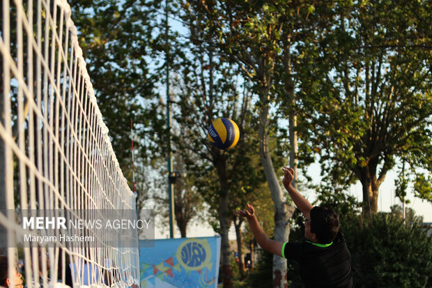 جشنواره ورزش های همگانی پنجشنبه ۲۷ مهر ۱۴۰۲ به مناسب هفته تربیت بدنی در ورزشگاه آزادی تهران برگزار شد