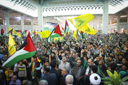 ایران کے مذہبی شہر قم میں اسرائیل کے خلاف بین الاقوامی احتجاجی مظاہرہ
