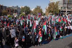Tehranian women, children hold pro-Gaza rally