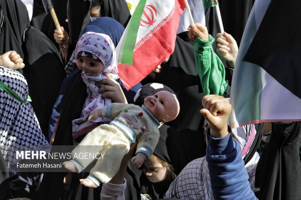 اجتماع مادران و کودکان حامی غزه در مشهد