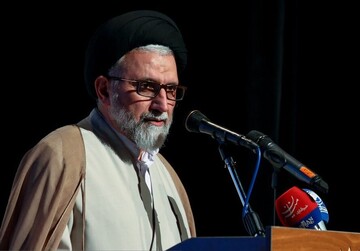 وزير الأمن الإيراني: على الصهاينة وداعميهم ان ينتظروا انتقاما قاسيا ومدمرا