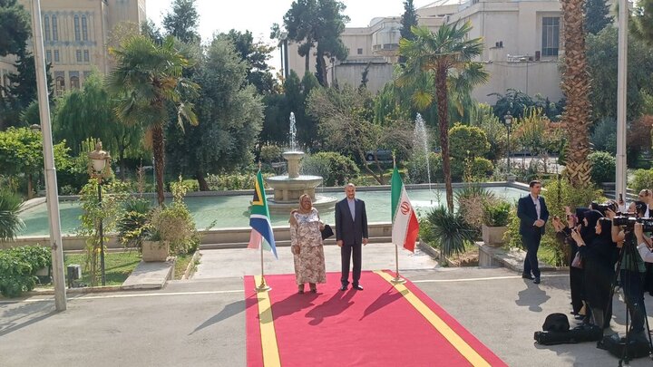 أمير عبداللهيان يستقبل وزيرة خارجية جنوب أفريقيا في مبنى وزارة الخارجية الايرانية