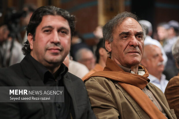 قطب‌الدین صادقی زادهٔ کارگردان در مراسم گرامیداشت استاد «محمدرضا شجریان» حضور دارد