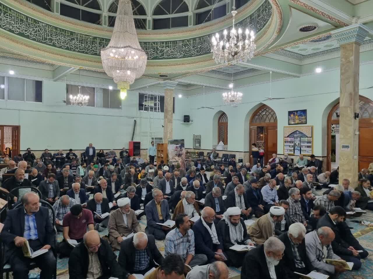 اجتماع جامعه قرآنی بجنورد در حمایت از مردم غزه برگزار شد