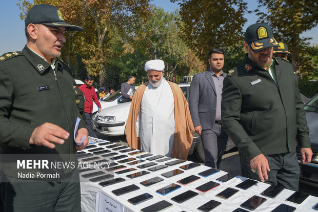 نمایشگاه کشفیات پلیس البرز