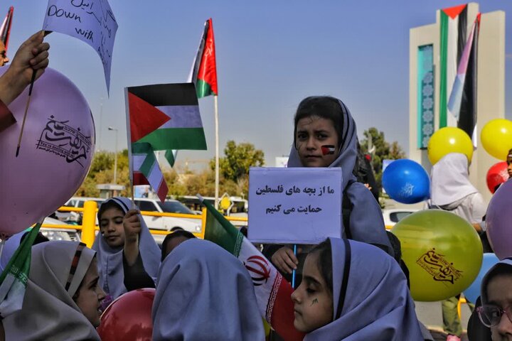 حمایت دانش آموزان مشهدی از کودکان مظلوم فلسطین