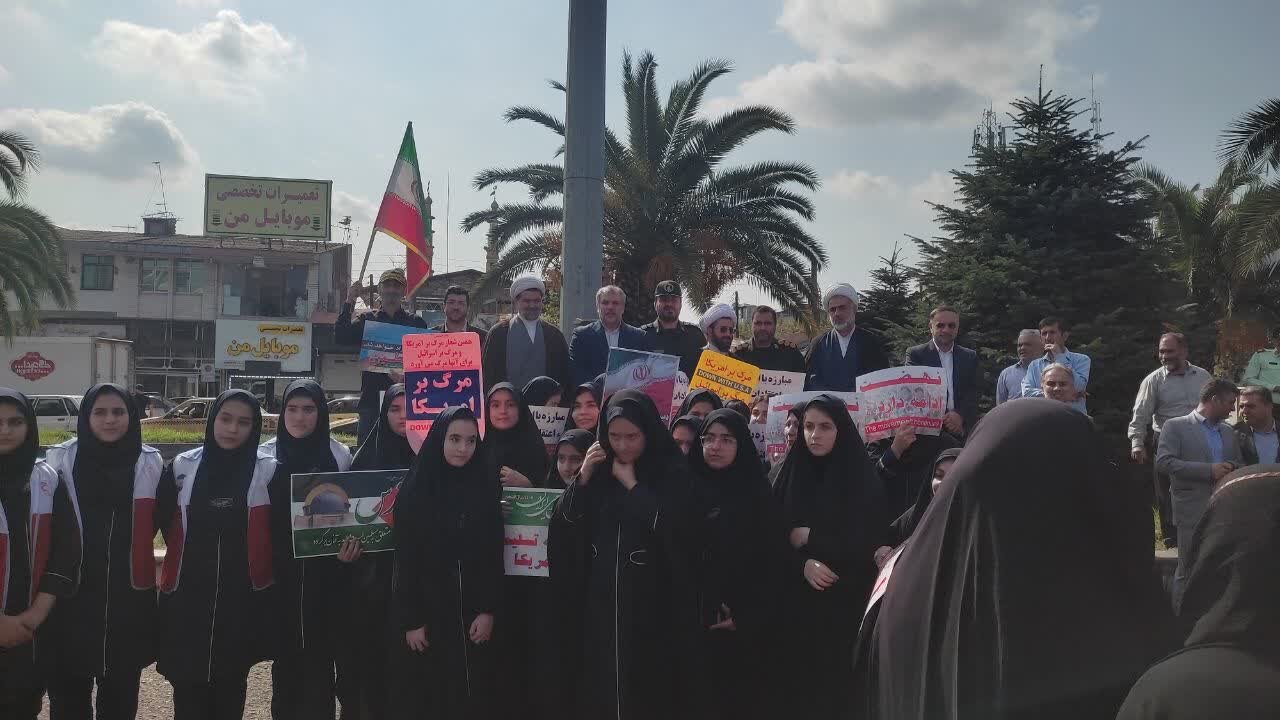 اجتماع مادران و کودکان صومعه سرا در حمایت از مردم غزه برگزار شد