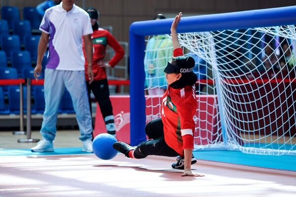 بارش طلا از سر و روی «فرزندان ایران»/ مادر و فرزندی که سوژه شدند