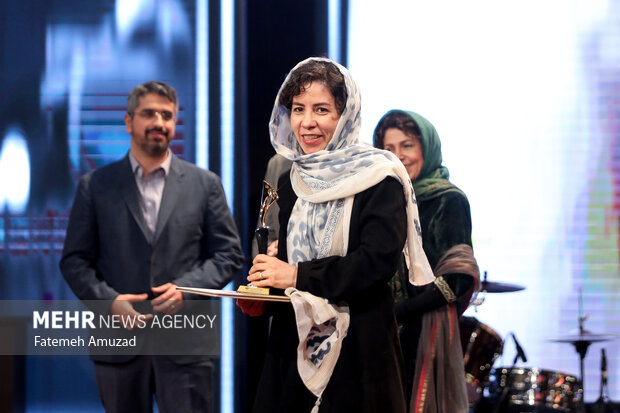 مراسم اختتامیه چهلمین جشنواره بین المللی فیلم کوتاه تهران با حضور محمدمهدی اسماعیلی وزیر فرهنگ و ارشاد اسلامی، محمد خزاعی رئیس سازمان سینمایی در سالن همایش‌های برج میلاد برگزار شد