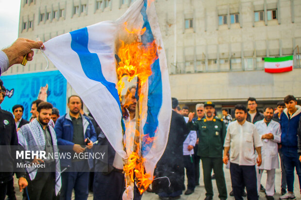 زنجیره انسانی کودکان تبریزی در حمایت از کودکان غزه