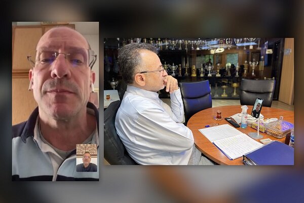 سرمربی تیم ملی نباید دنبال «بیزینس» باشد/ والیبال را درمان میکنم