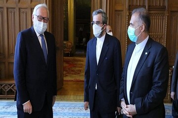 Iranian, Russian dep. FMs discuss region, ties in Moscow