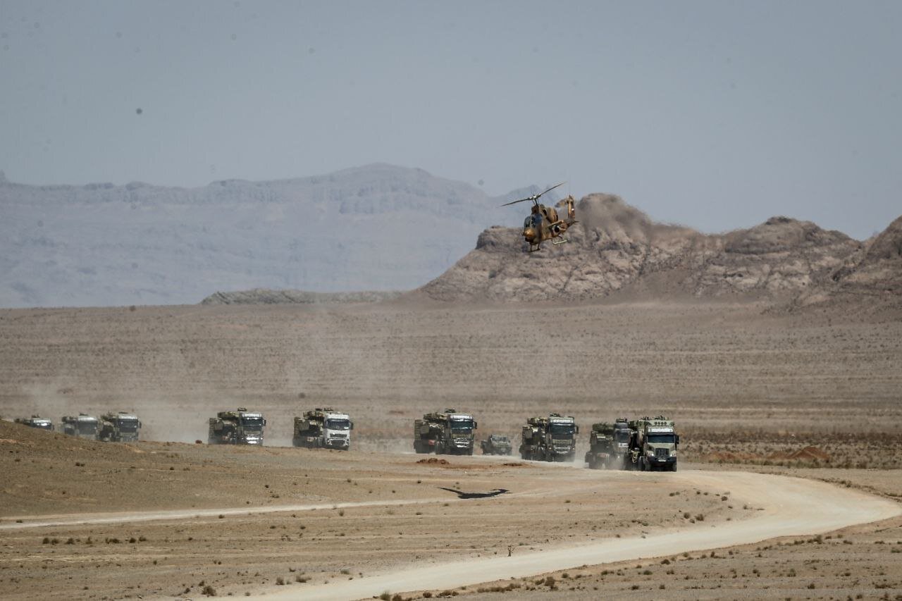 بالصور...الجيش الإيراني يبدء مناورات عسكرية شاملة