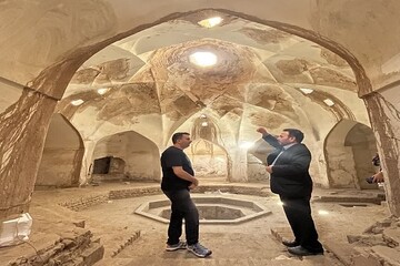 بازدید راهنمایان گردشگری تهران از آثار و ظرفیت‌های گردشگری فردوس