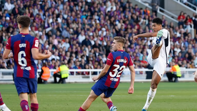 شکست خانگی بارسلونا در ال کلاسیکو 6 پایگاه خبری ججین شکست خانگی بارسلونا در ال کلاسیکو/ستاره جوانی که ناجی رئال شد