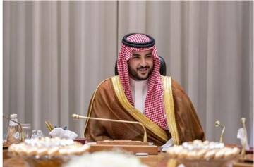 خالد بن سلمان وارد فرودگاه آنکارا شد