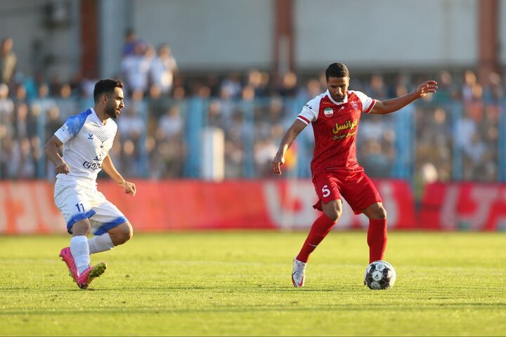 پرسپولیس در مرداب انزلی ماند/استقلال صدرنشین ماند