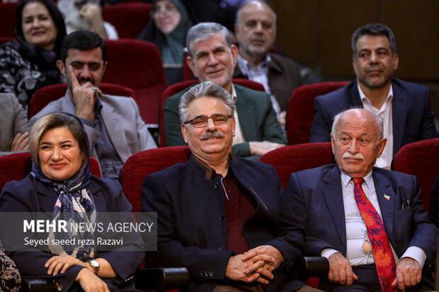 شب شازده حمام به همت مجله بخارا و با همکاری خانه اندیشمندان علوم انسانی، روز یکشنبه ۷ آبان ۱۴۰۲ ساعت ۱۷ در سالن فردوسی خانه اندیشمندان علوم انسانی برگزار شد